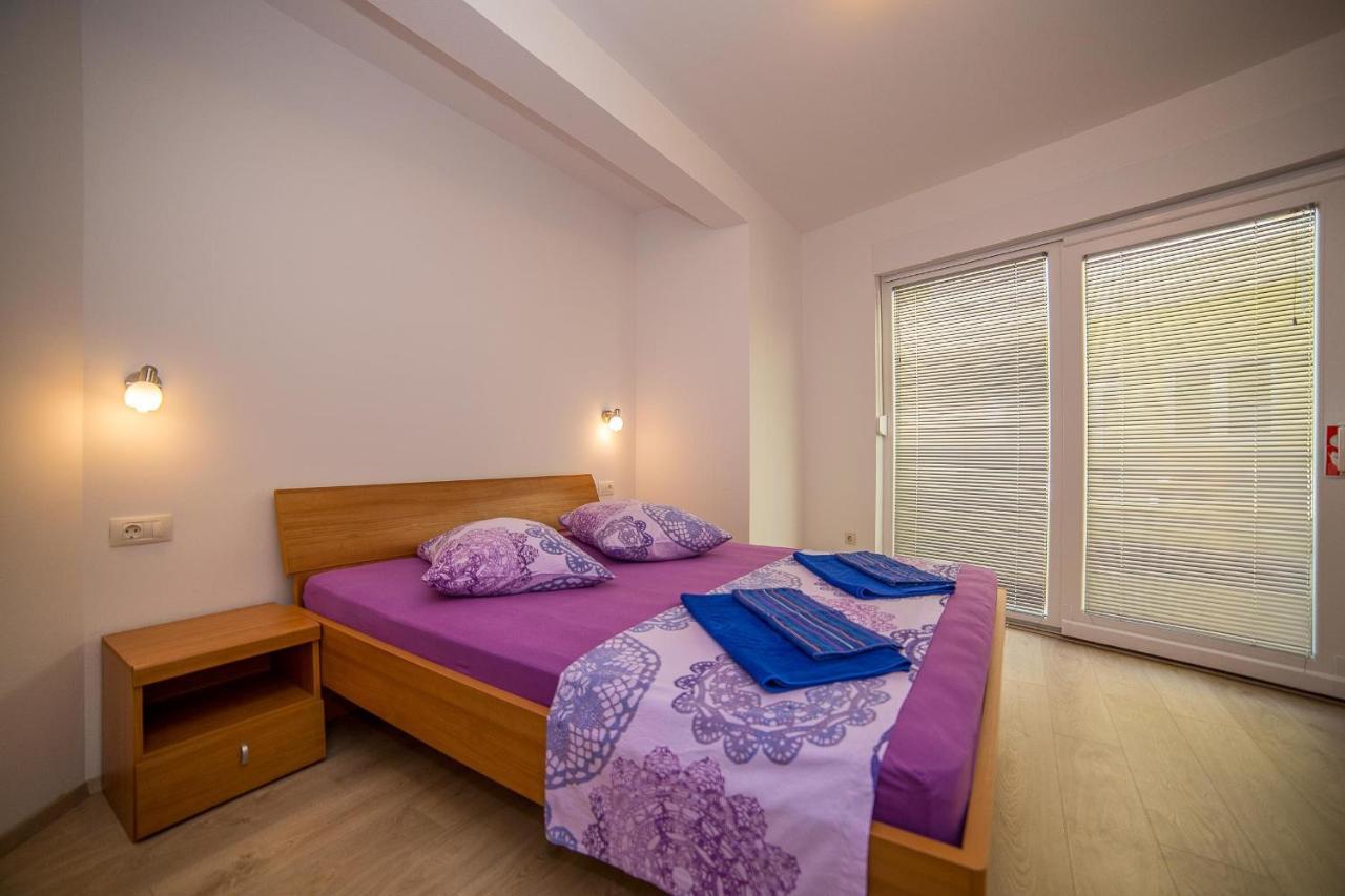 Apartments Emil ล็อควา โรโกซนิตซา ภายนอก รูปภาพ