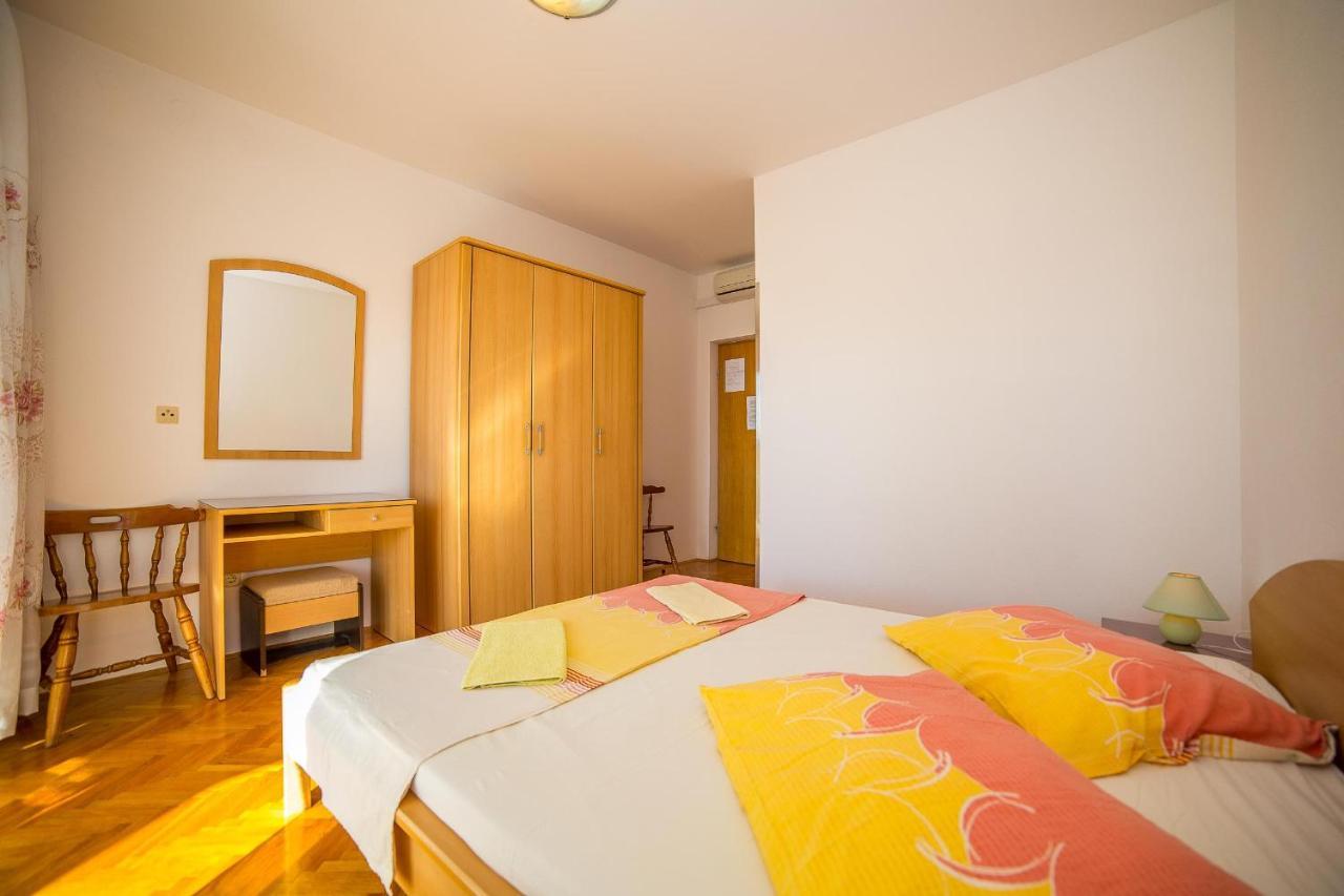 Apartments Emil ล็อควา โรโกซนิตซา ภายนอก รูปภาพ